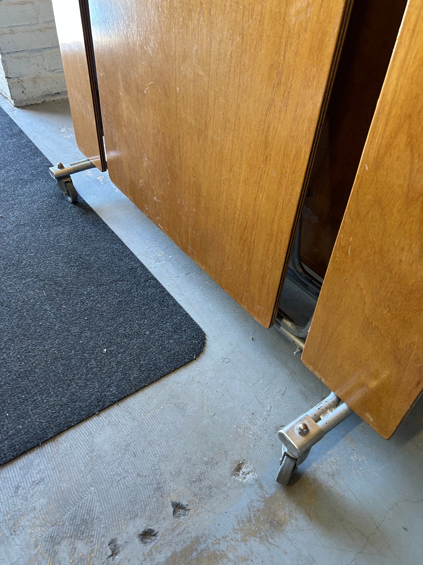 Cafeteria school lunch table