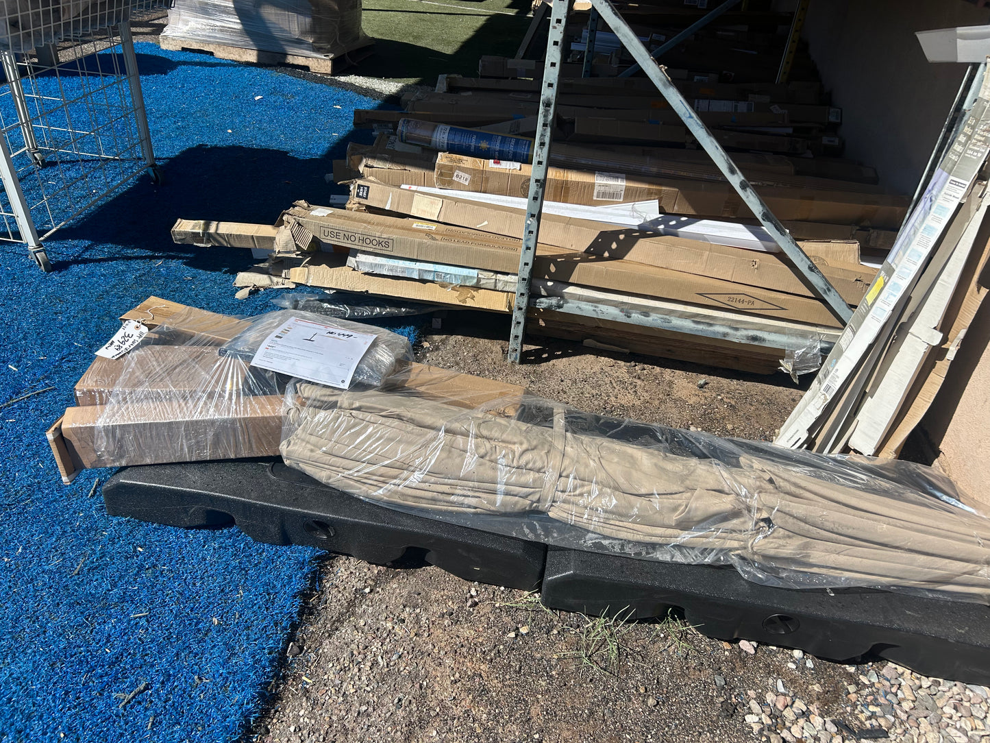 Hampton Bay Solar Patio Umbrella