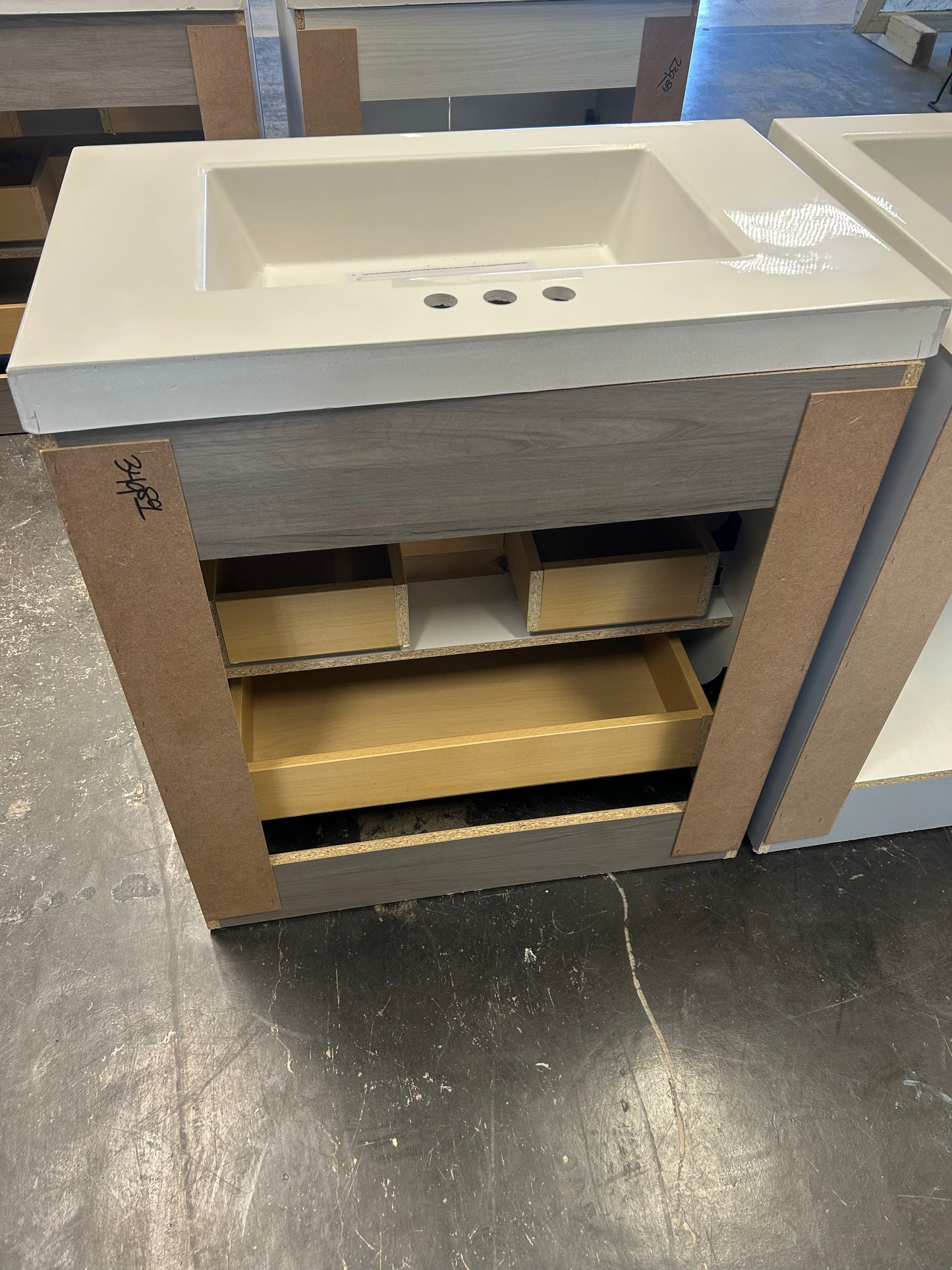 Woodbrook Glacier bay Vanity