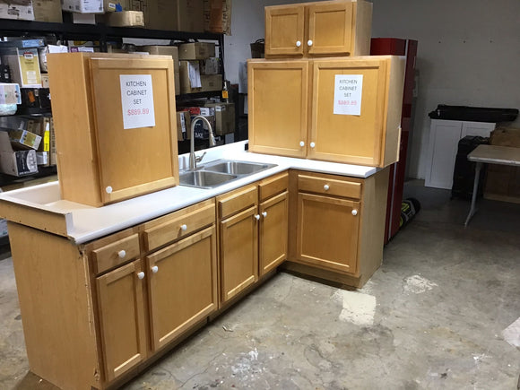 Kitchen Cabinet Set