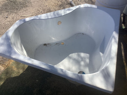 Corner Drop-in Bathtub
