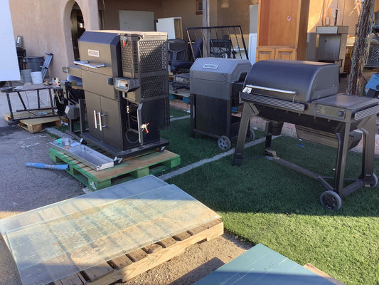 Sale on Grills/Smokers (Read Description)