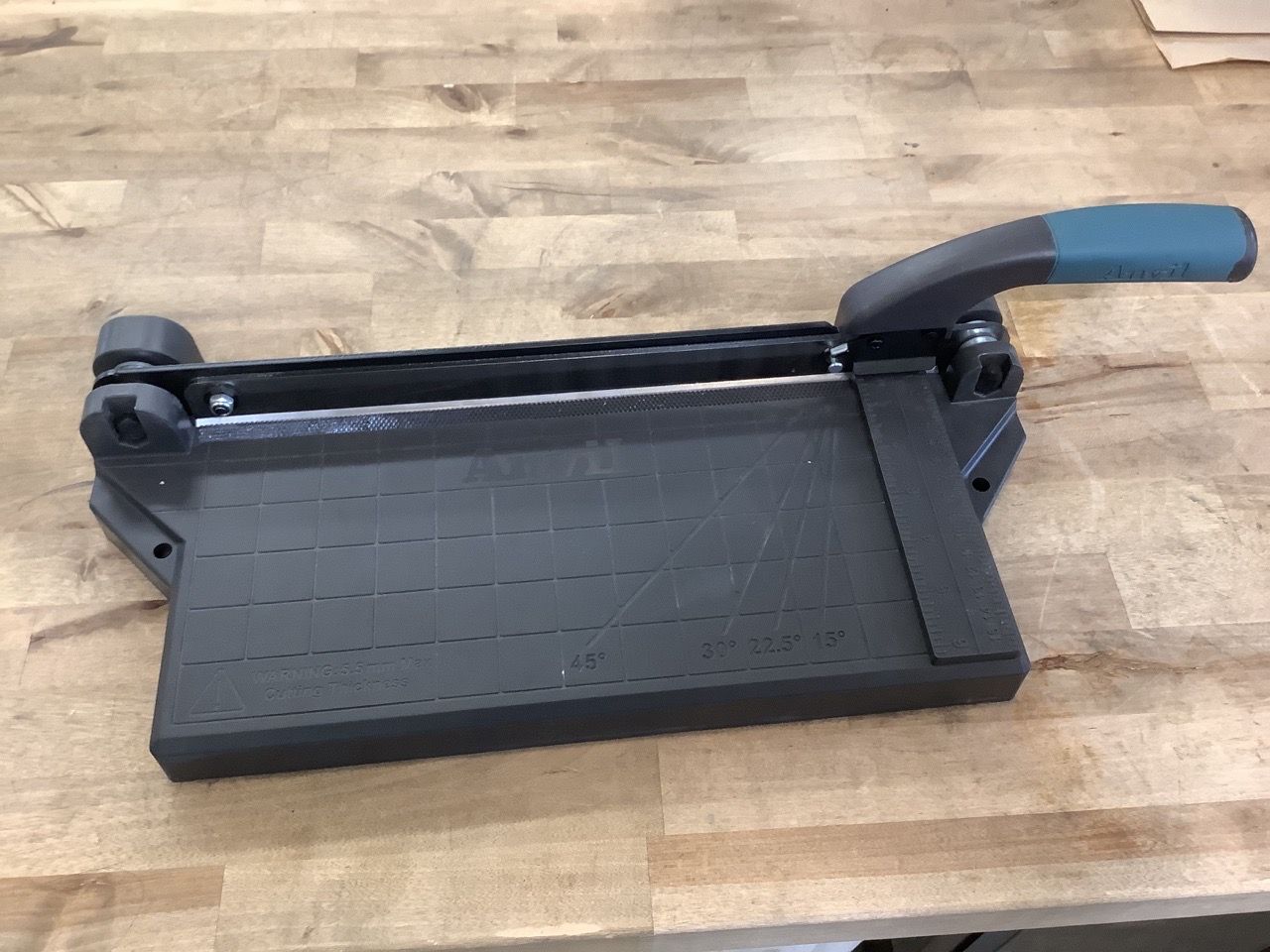 12 in. Vinyl Tile Cutter