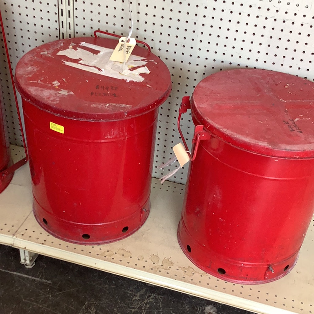 Oil waste cans