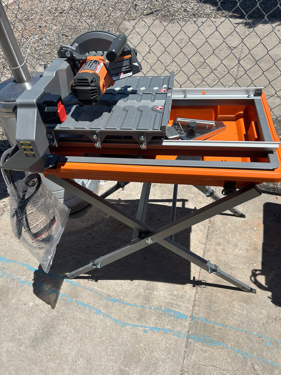 BRAND NEW! Ridgid wet tile saw with stand