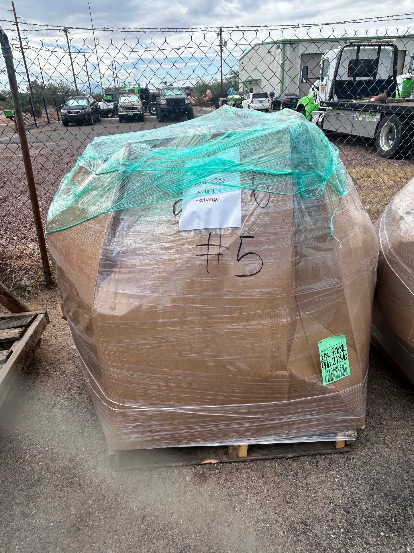 Pallet of blinds