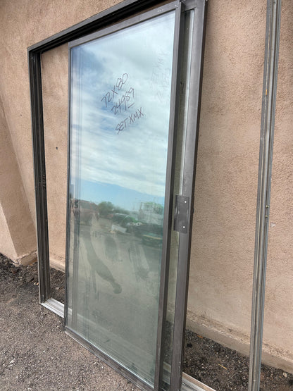 Sliding glass door set