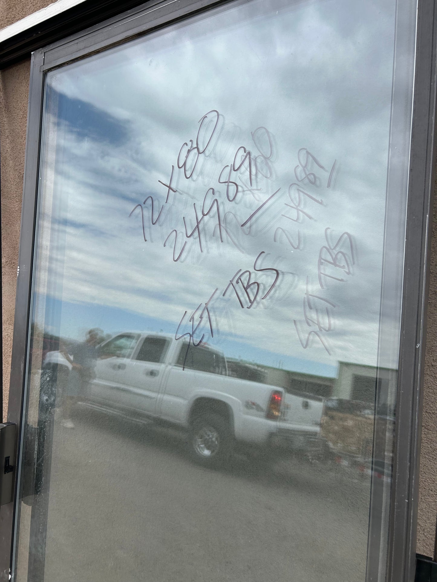 Sliding glass door set