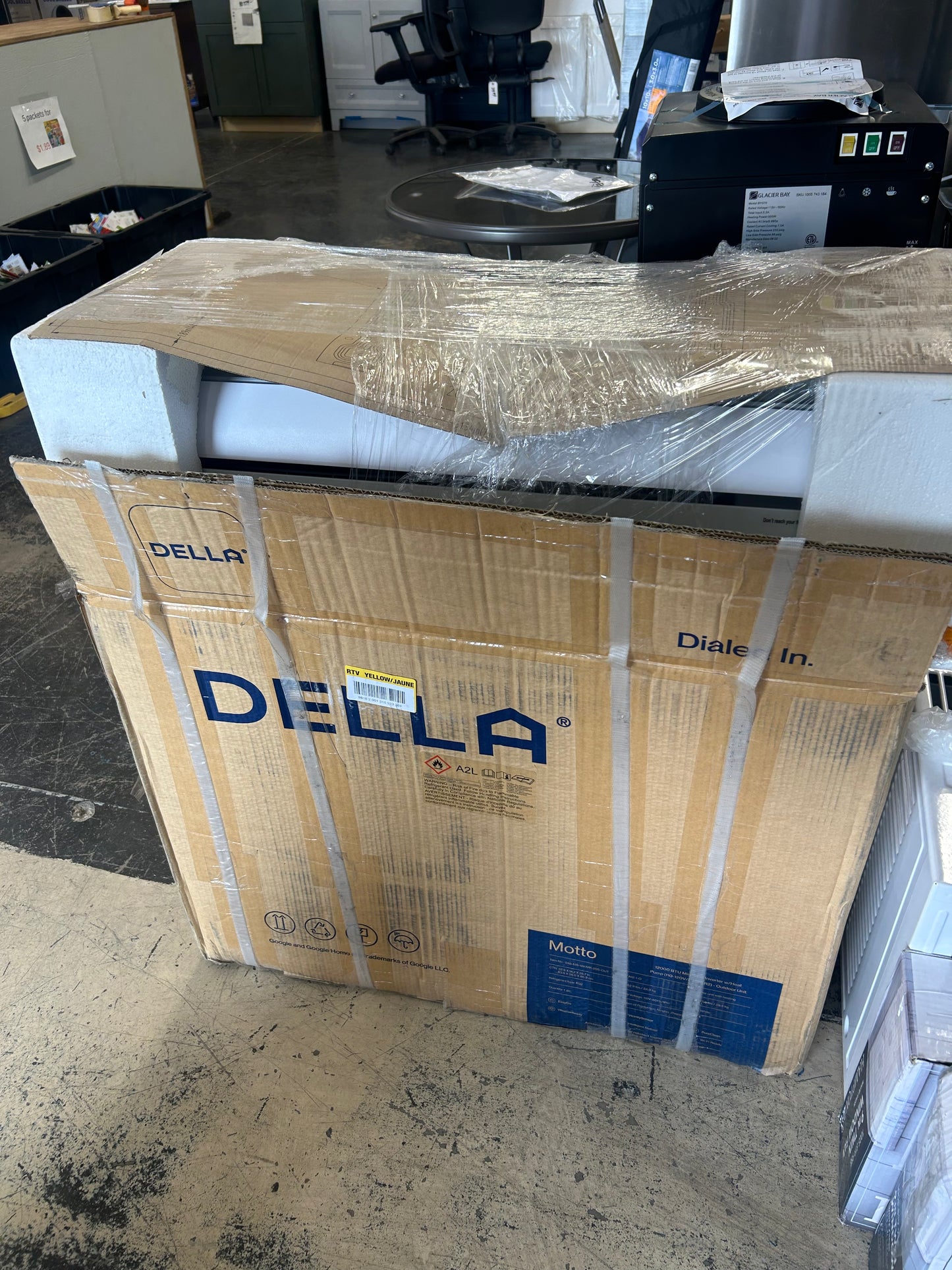 Della Mini Split