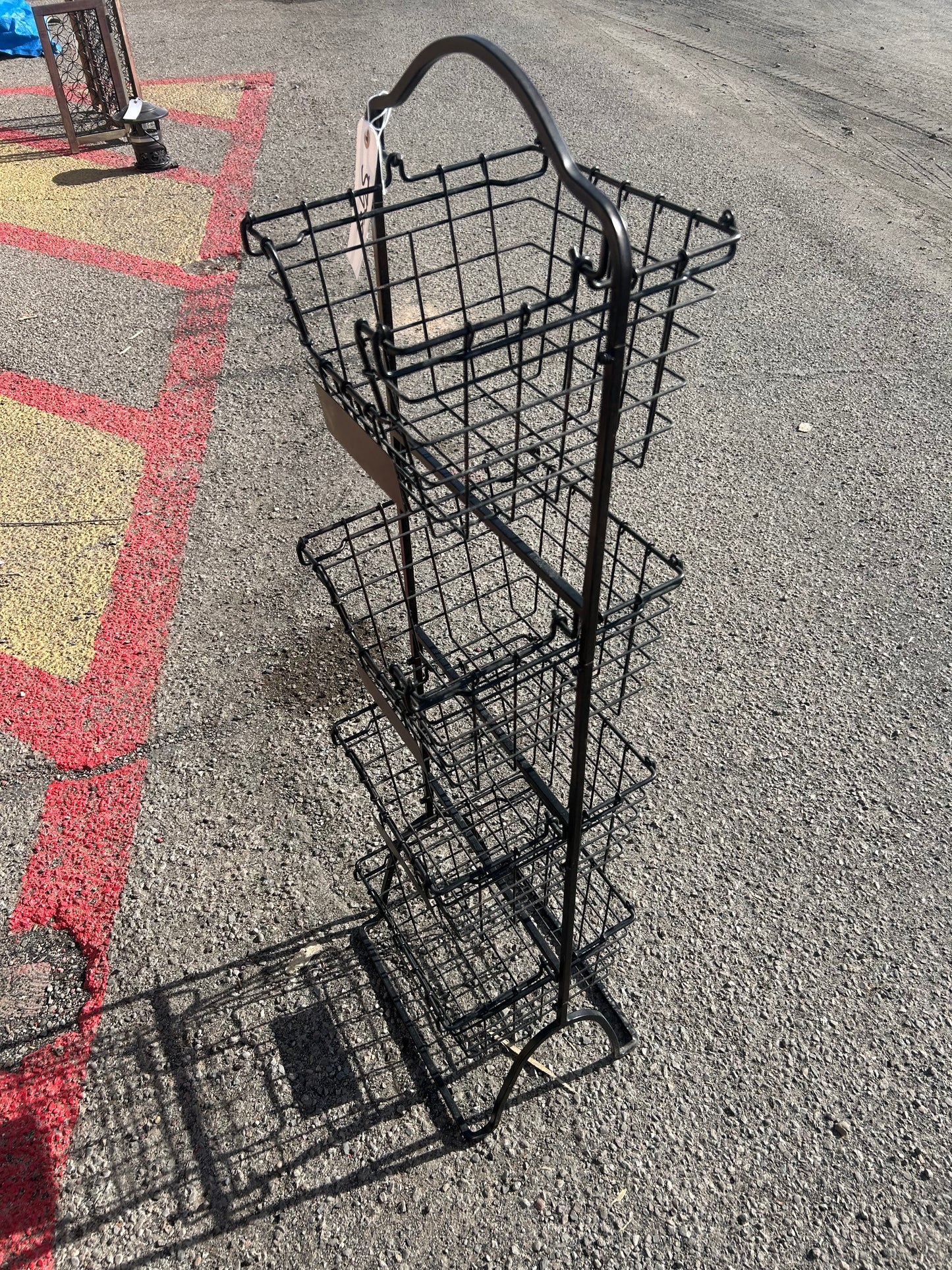Metal chip basket