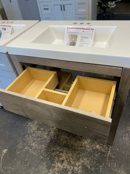 Woodbrook Glacier bay Vanity