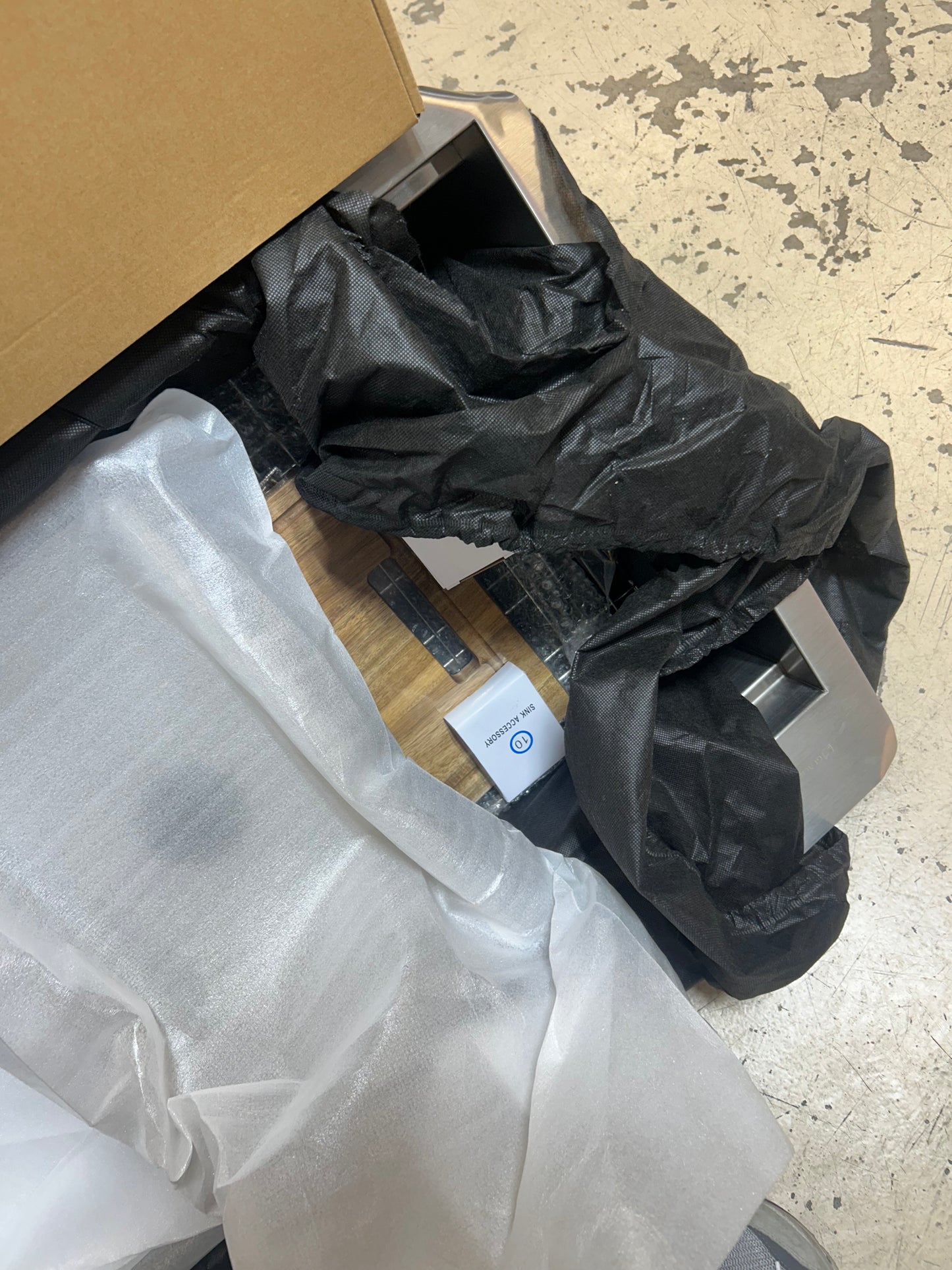 Glacier Bay single bowl, stainless steel kitchen sink