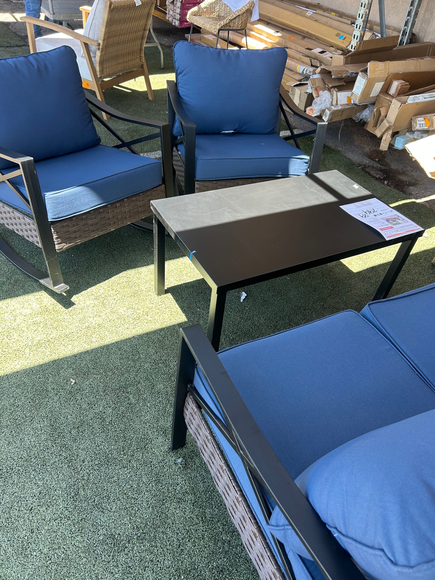 4- piece wicker patio set ￼