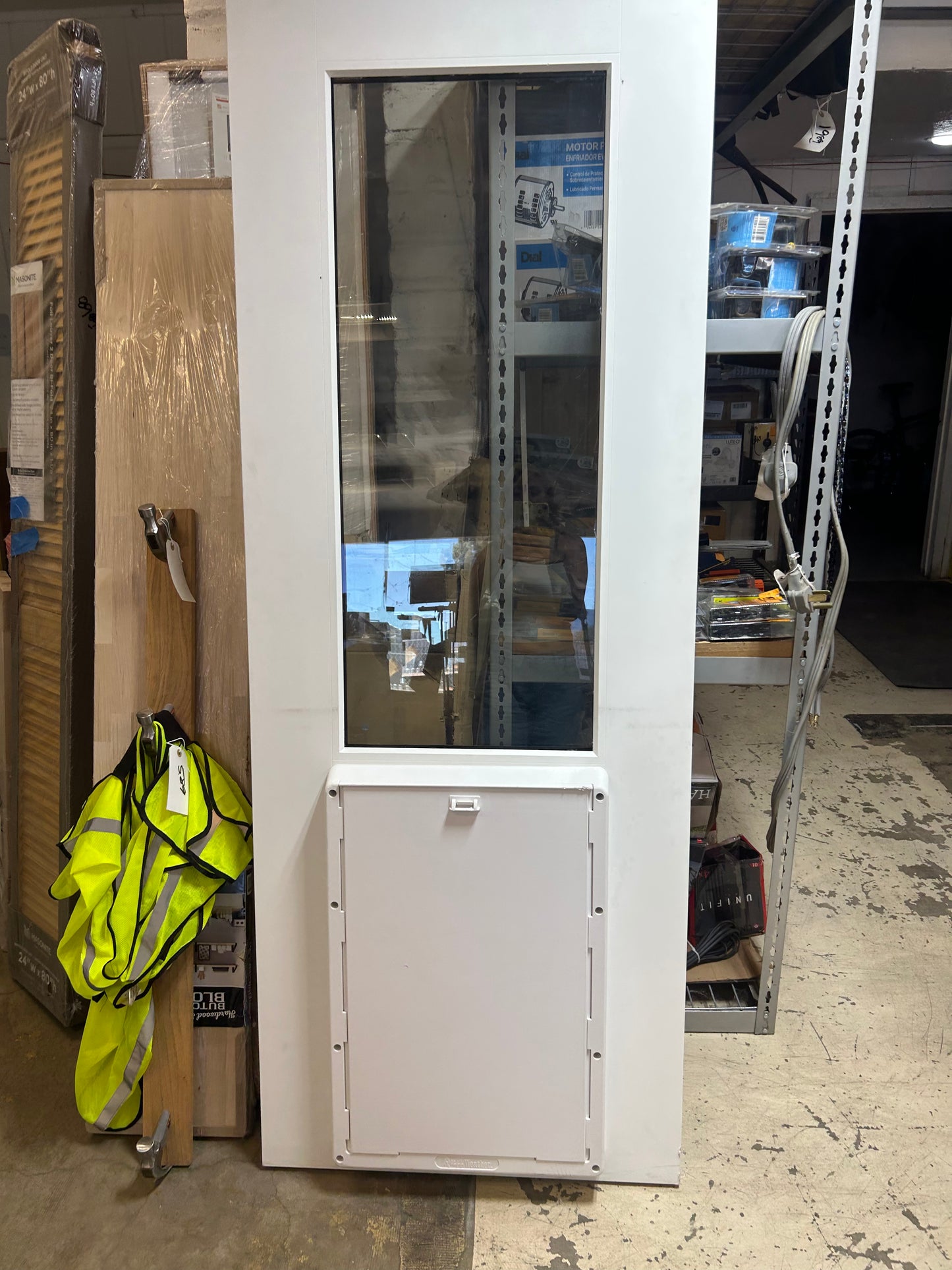 Exterior door w/X-Large doggie door