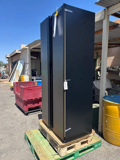 Husky heavy duty garage storage cabinet