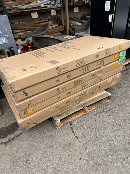 HDX 5 foot round tables
