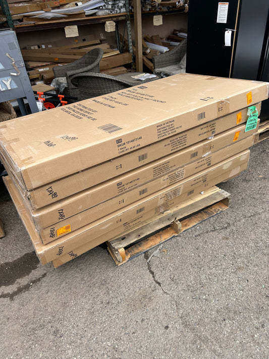 HDX 5 foot round tables