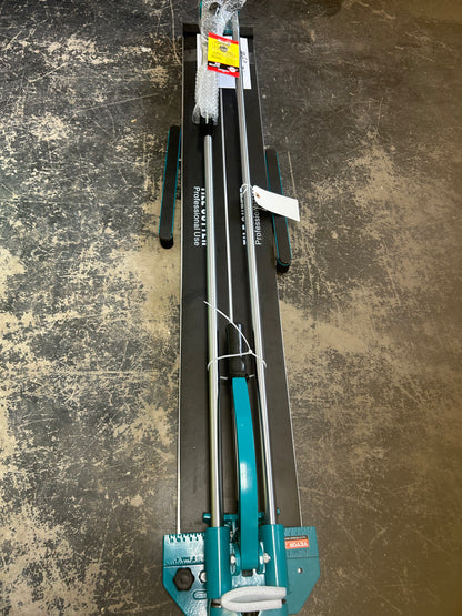 Manual tile cutter