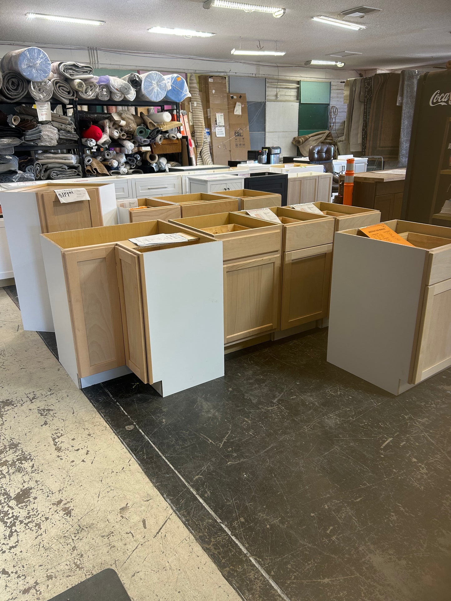 Base kitchen cabinets