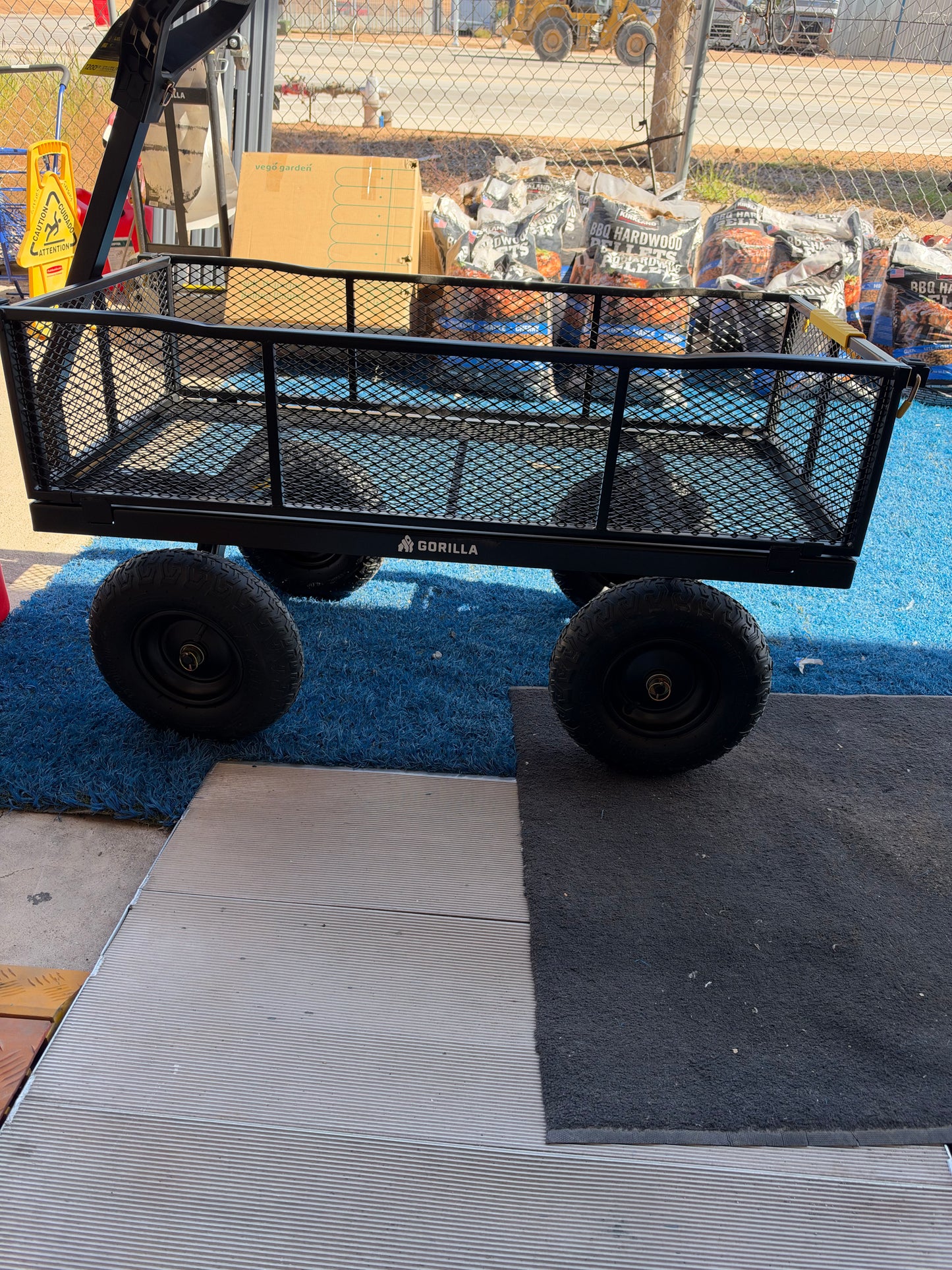 Gorilla utility garden cart