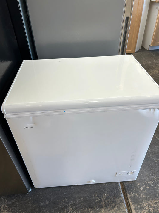 Vissani Chest Freezer