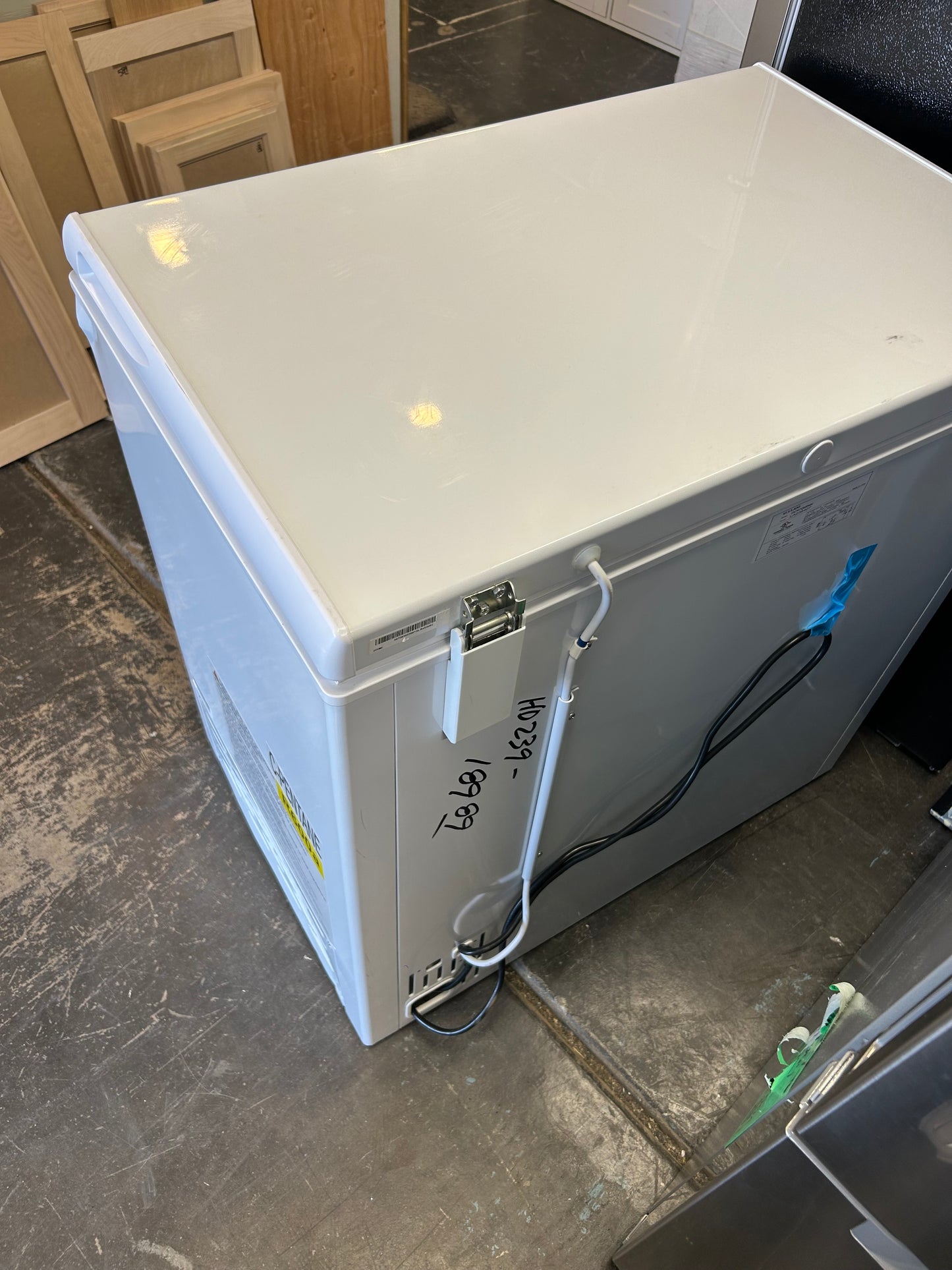 Vissani Chest Freezer