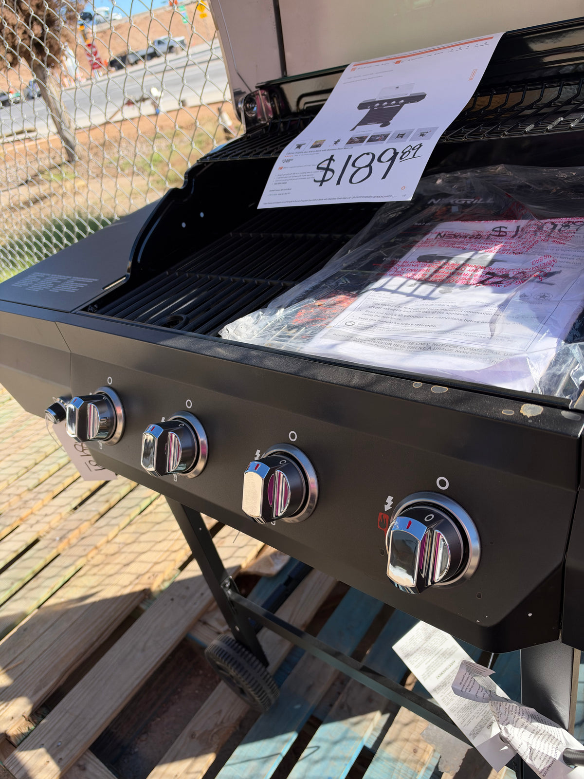 Nexgrill 4 burner Propane Gas Grill