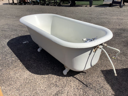 65 in. Clawfoot Tub w/ Faucet