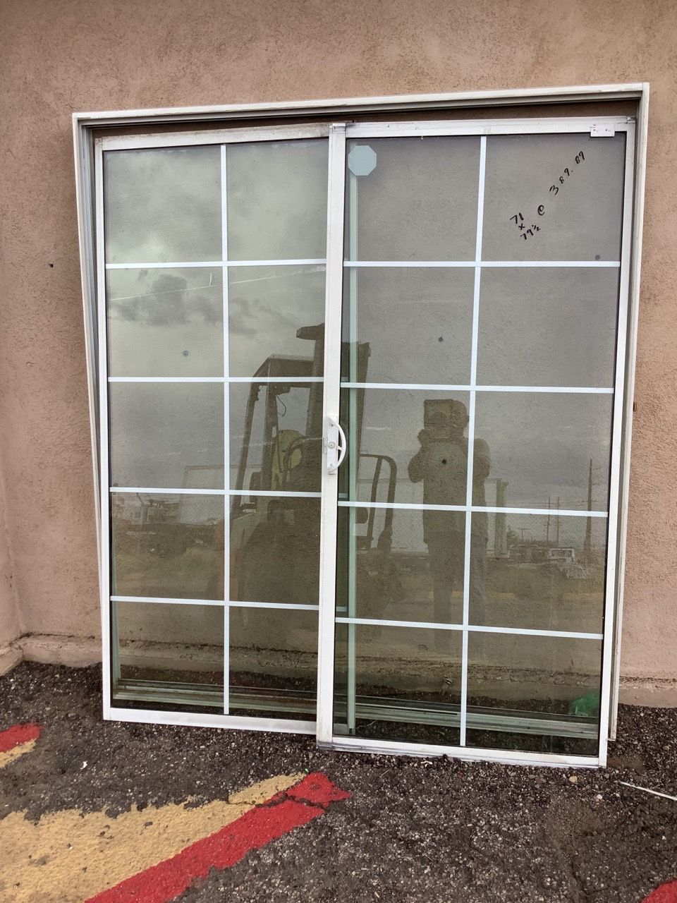 10-lite Patio Door w/ Metal Grill