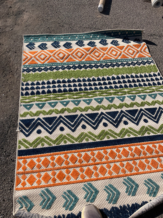 Graham collection 5 x 7 colorful rug