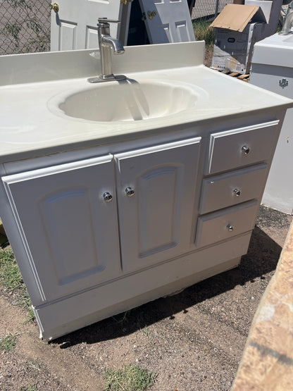 Beautiful oyster shell topped vanity