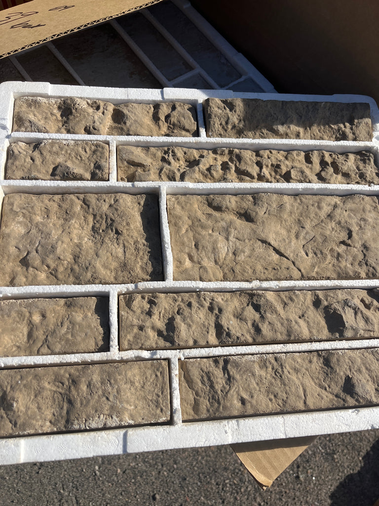 Primary Wall stone