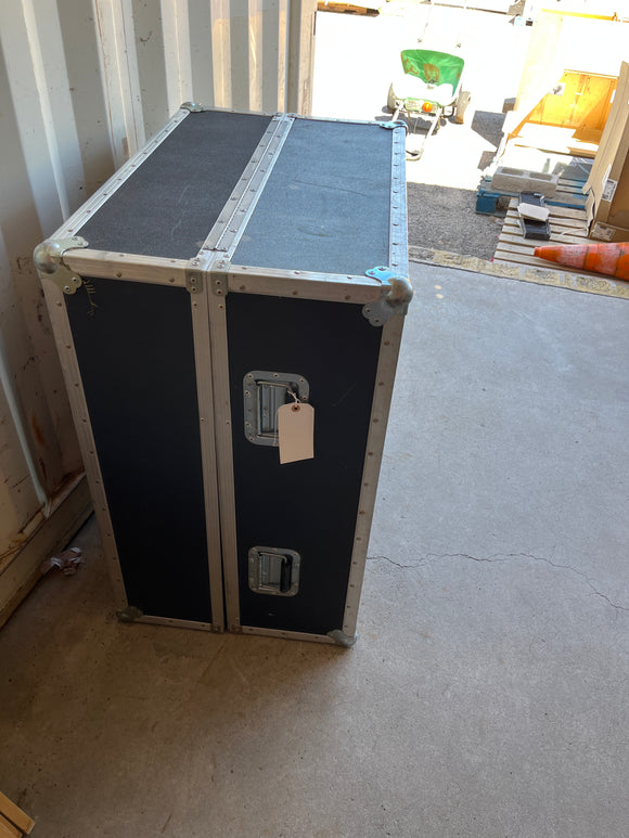 Large heavy duty shipping trunk