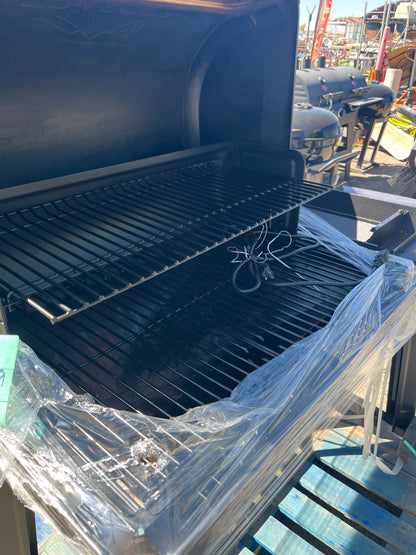 Traeger Woodridge Wi-Fi pellet grill and smoker