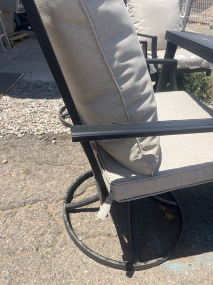 Made for the shade! Outdoor furniture