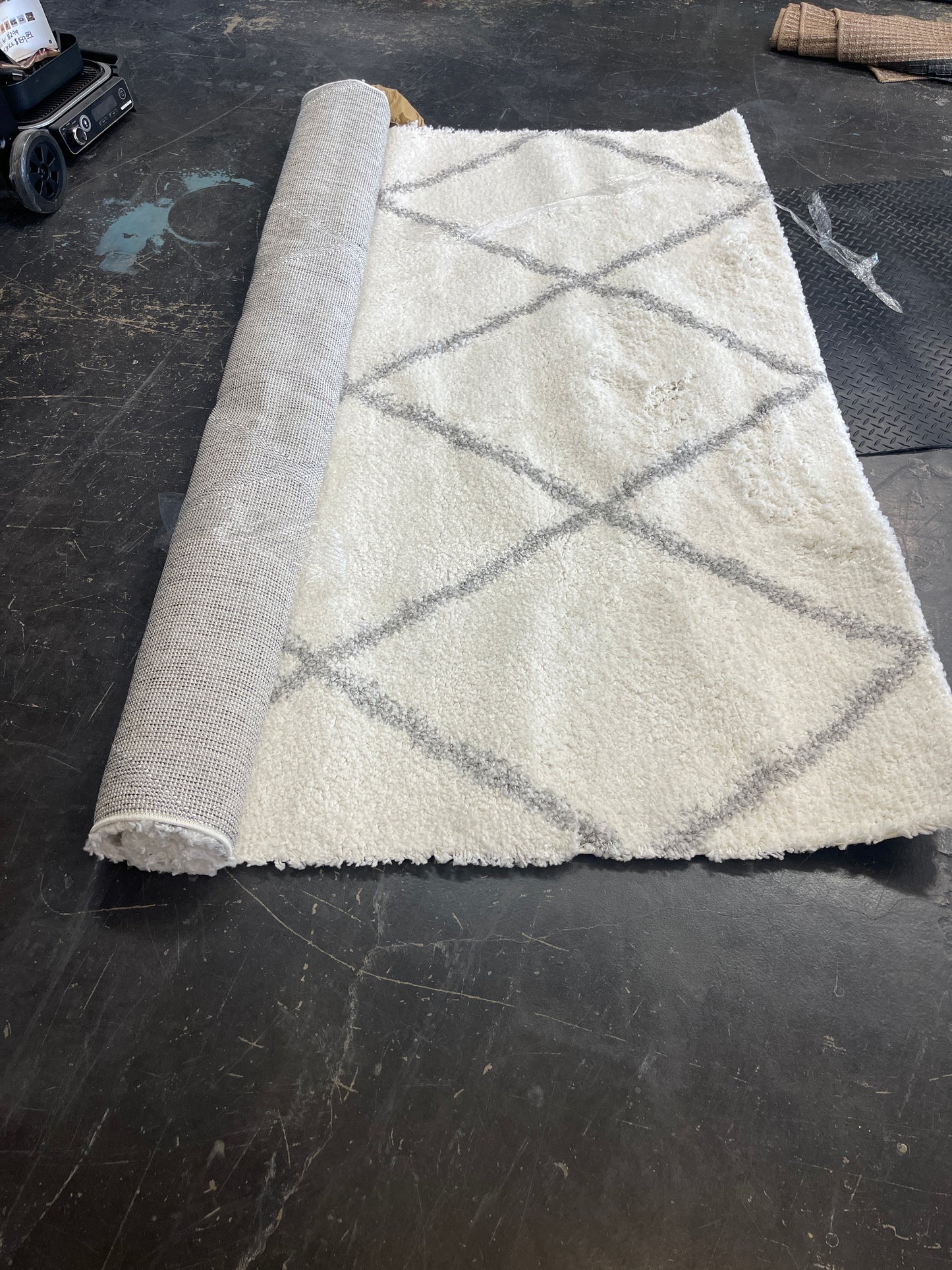 Cross pattern rug