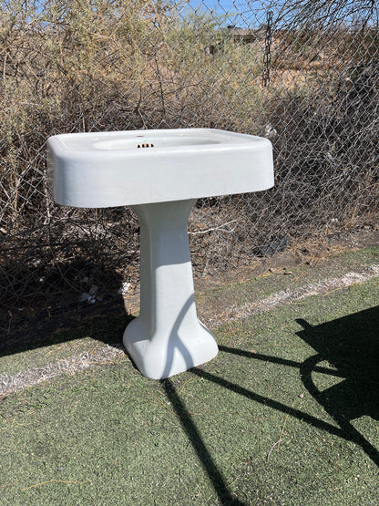Antique pedestal sink