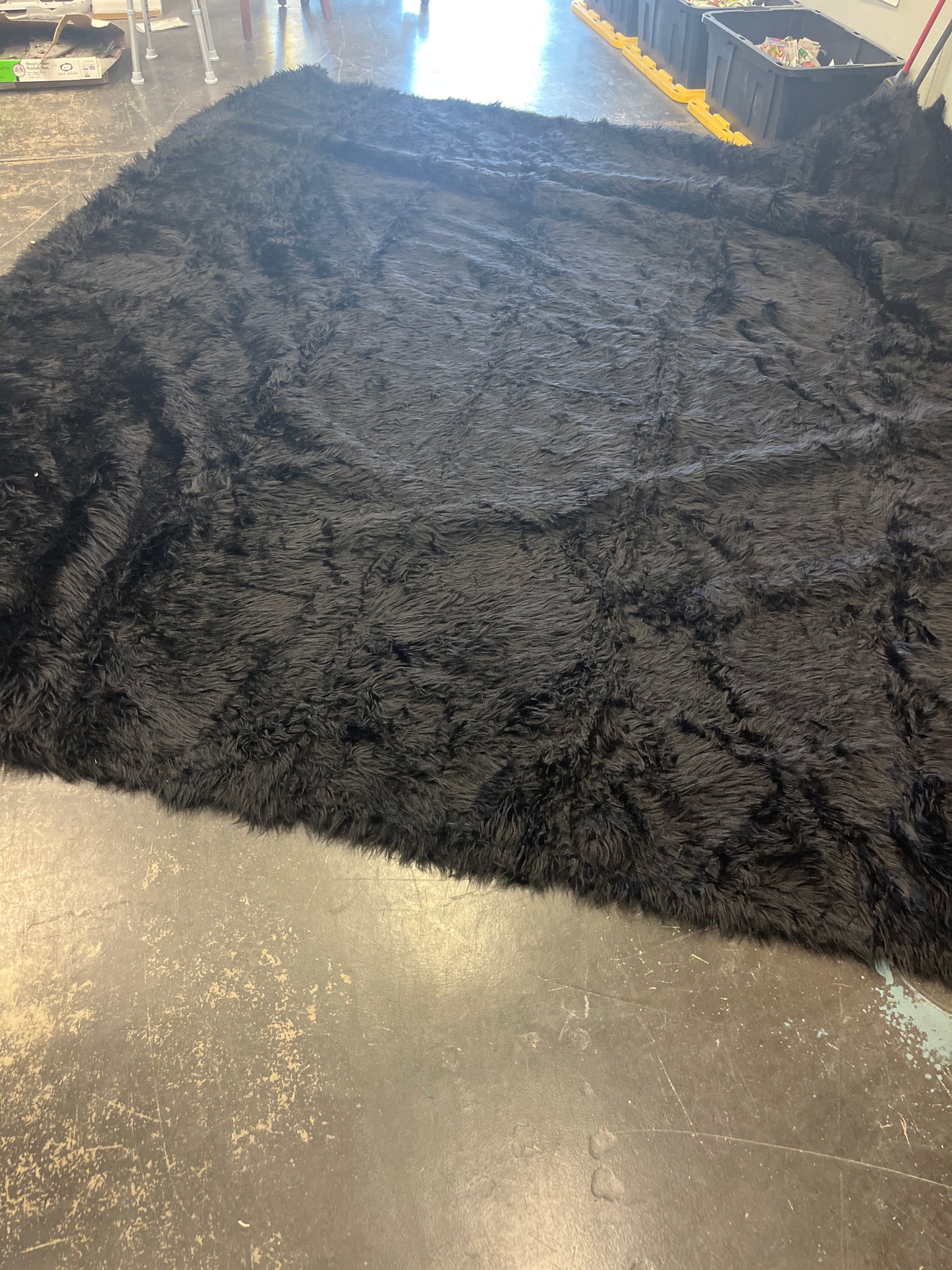 Black 10 x 12 fluffy fuzzy faux fur rug