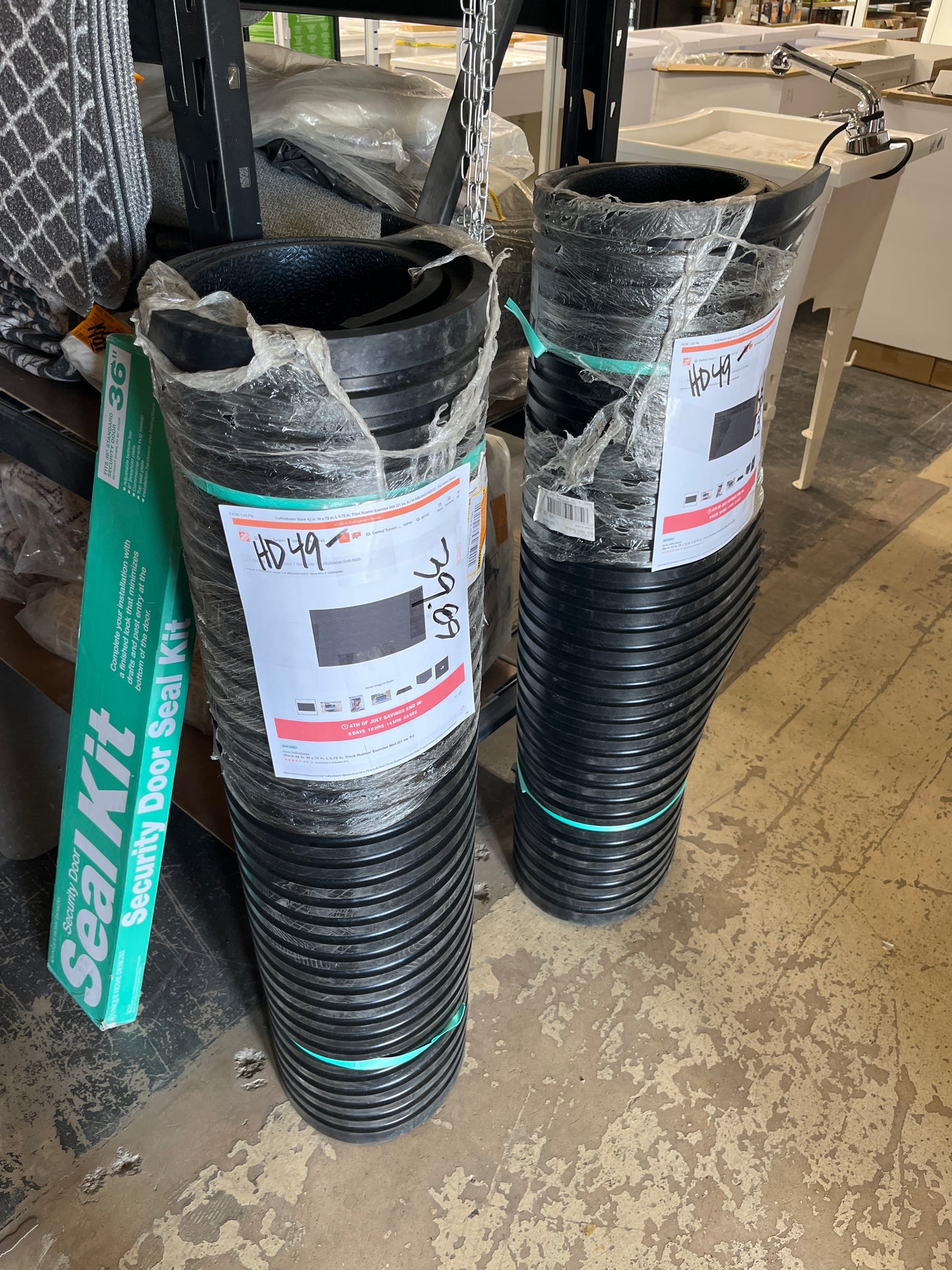 Gym mat or restaurant mat thick rubber flooring
