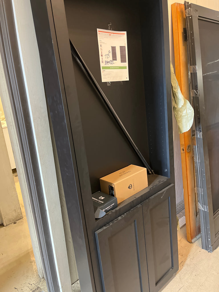 Murphy door