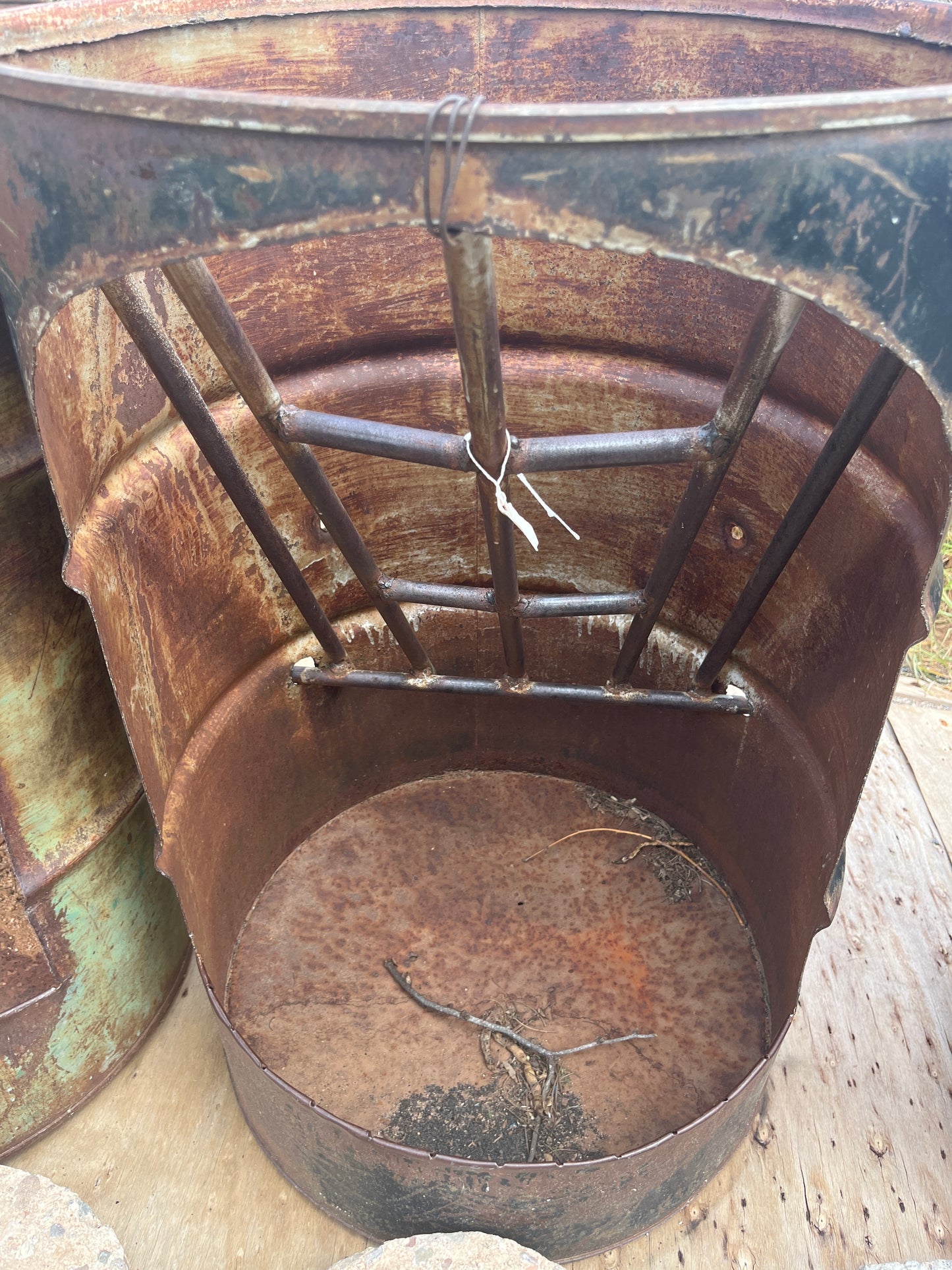 Large animal feeders