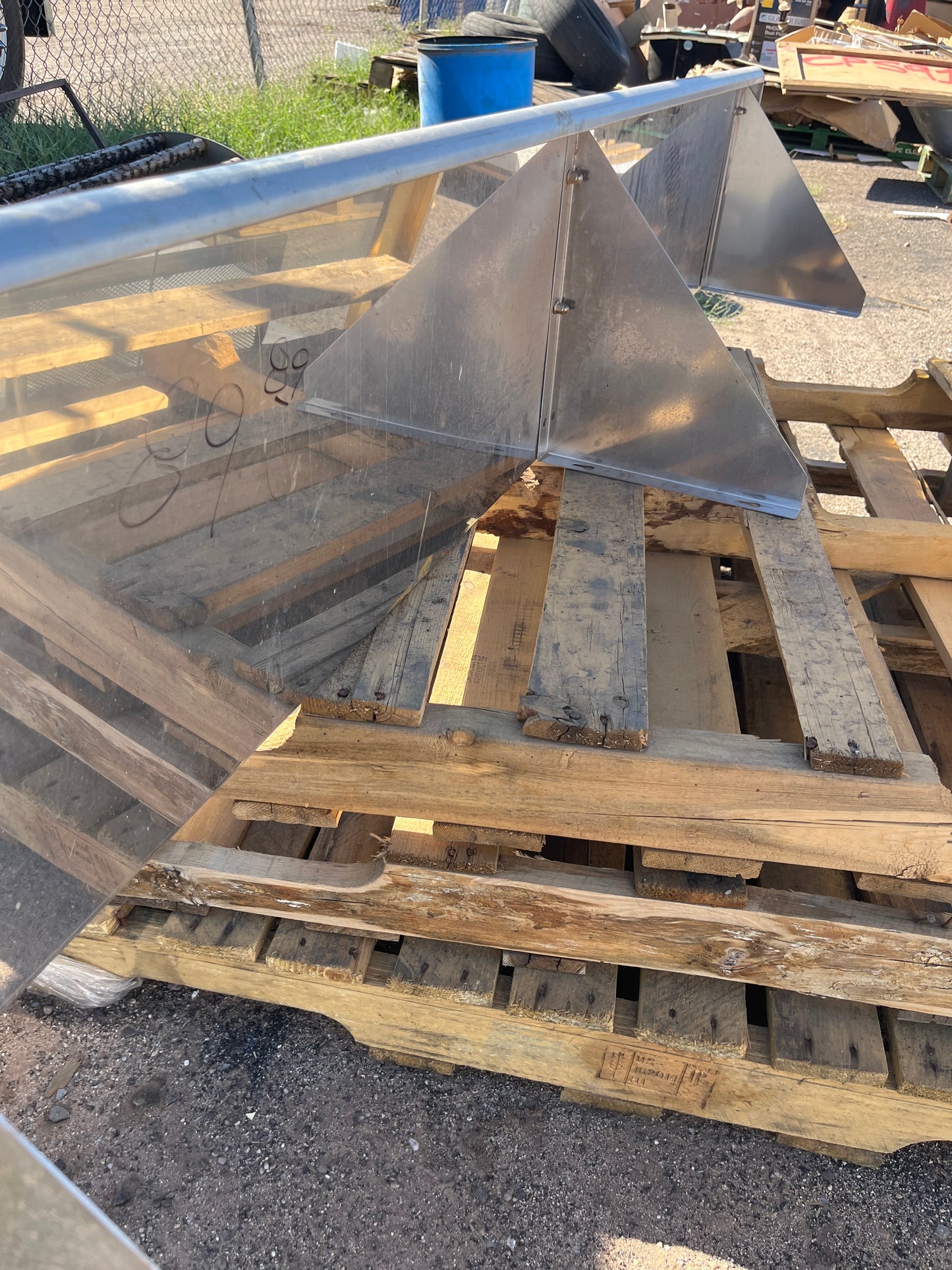 Stainless steel restaurant shelf