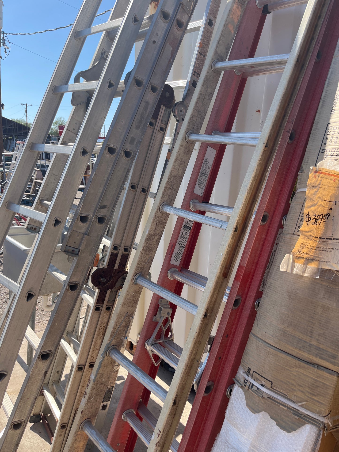 Extension ladders